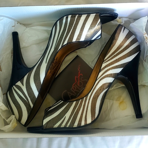 Carlos Santana White Black Metallic Zebra Heels - Picture 6 of 10
